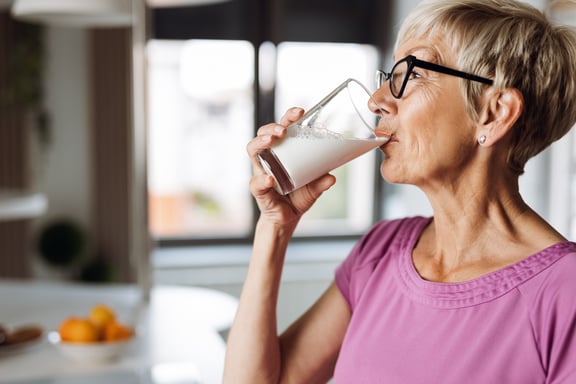 Hydratation im Sommer: Die besten Getränke für heiße Tage